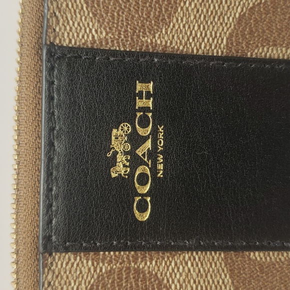 Coach wallet & wristlet - Picture 12 of 14